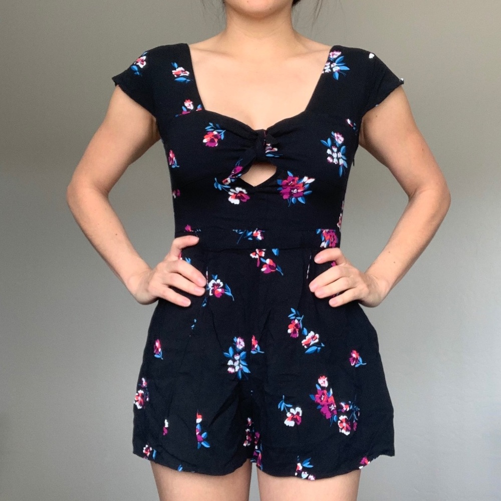Forever 21 Black Floral Romper with Cutout